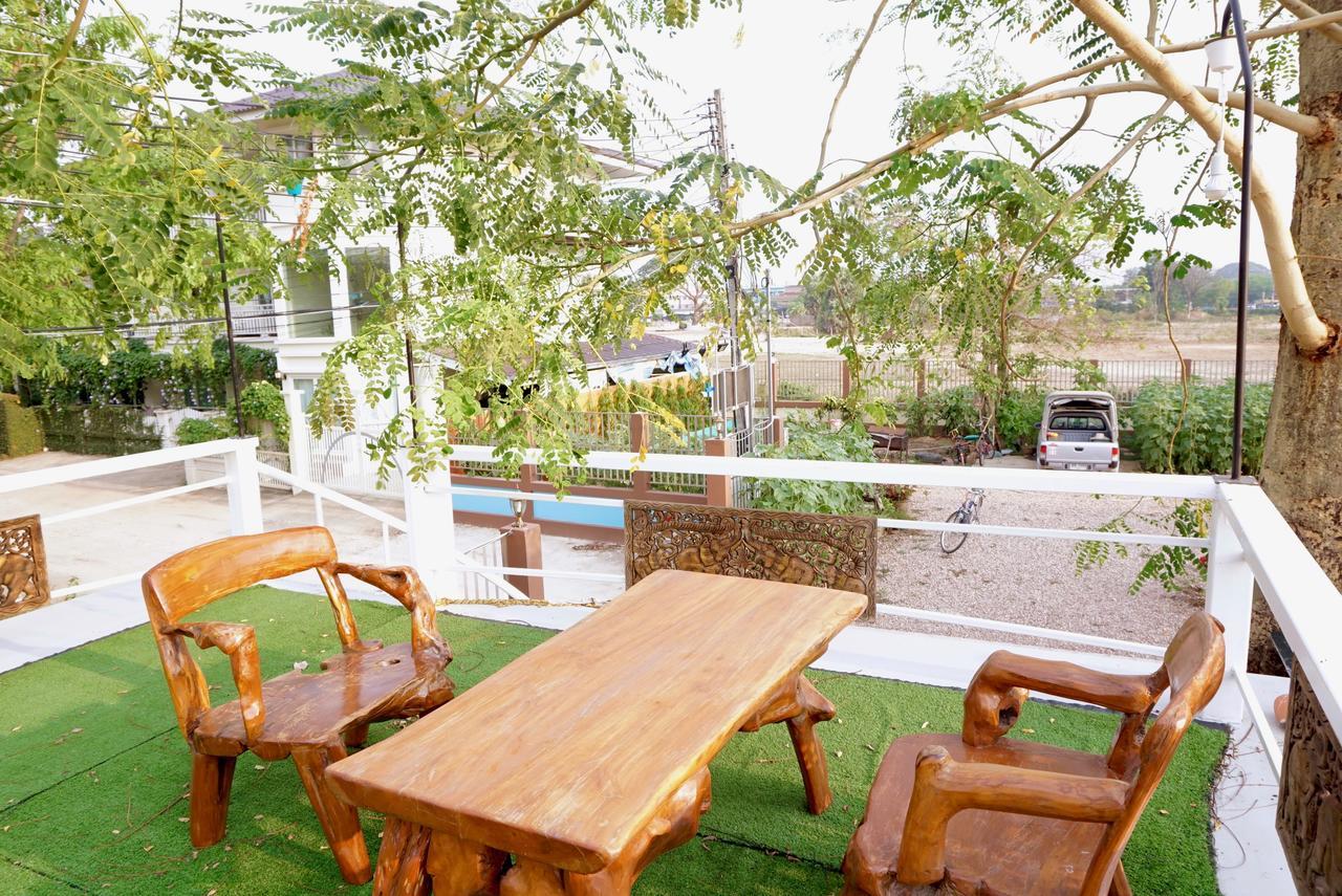 Baan Maesot Plus Hotel Mae Sot Exterior photo